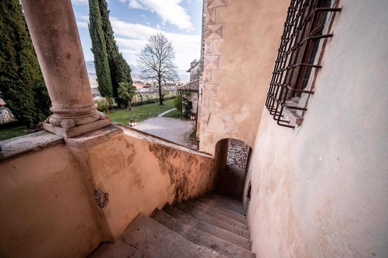 Ansitz Zinnenberg Appiano Sulla Strada Del Vino Esterno foto